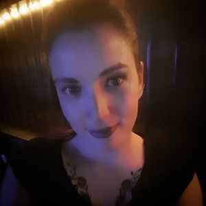 Meet your Posher, Ariell